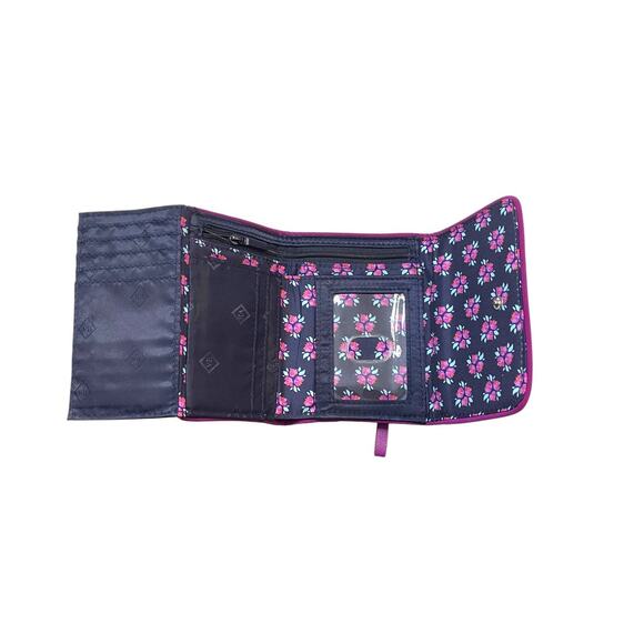 Vera Bradley RFID Riley Compact Wallet in Dream Tapestry Like New - Picture 2 of 5